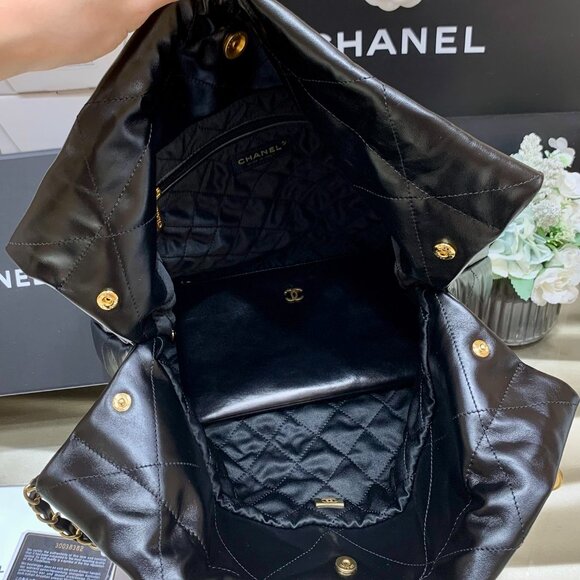 Chanel 22 handbag Medium 22bag - Picture 9 of 9